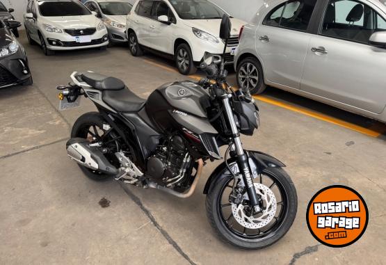 Motos - Yamaha FZ 2023 Nafta 9500Km - En Venta