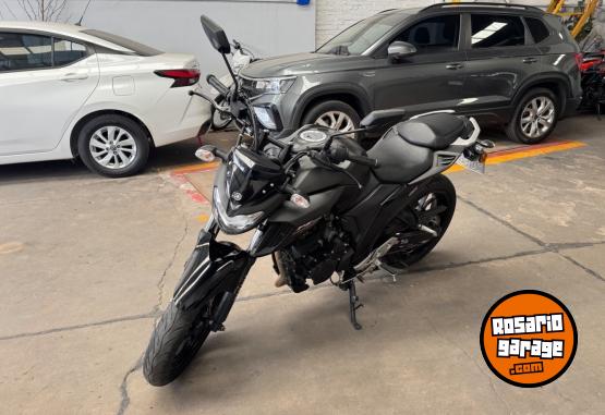 Motos - Yamaha FZ 2023 Nafta 9500Km - En Venta