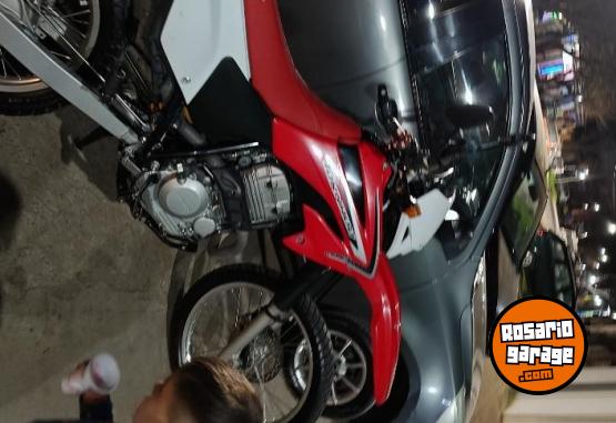 Motos - Honda Tornado 2015 Nafta 41000Km - En Venta