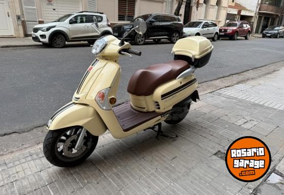 Motos - Kymco Kymco Like 125 2024 Nafta 4200Km - En Venta