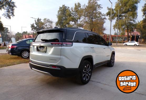 Camionetas - Jeep commader limited 1,3 2023 Nafta 9500Km - En Venta