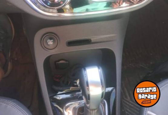 Autos - Renault Captur intens 2019 GNC 119000Km - En Venta