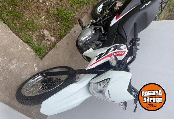 Motos - Honda XR 150 2025 Nafta 5600Km - En Venta