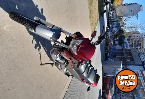 Motos - Honda Falcon 2012 Nafta 2800Km - En Venta