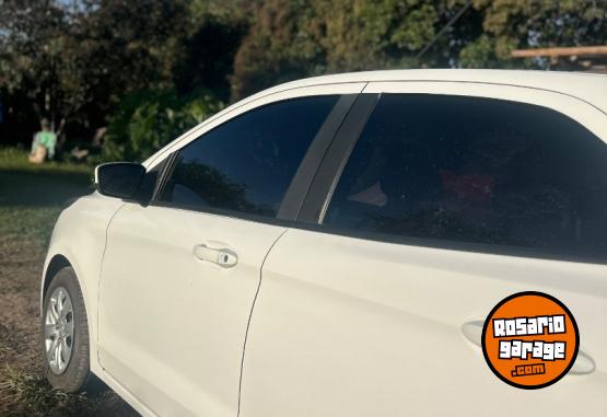 Autos - Ford ka 2016 GNC 110000Km - En Venta