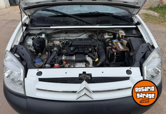 Utilitarios - Citroen Berlingo 2019 Diesel 95000Km - En Venta