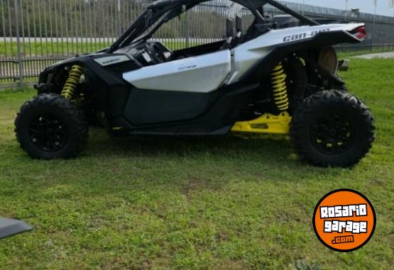 Cuatris y UTVs - Can Am Maverick X3 2018  1111Km - En Venta