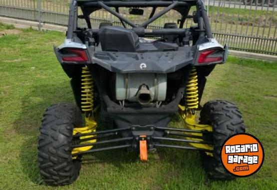Cuatris y UTVs - Can Am Maverick X3 2018  1111Km - En Venta