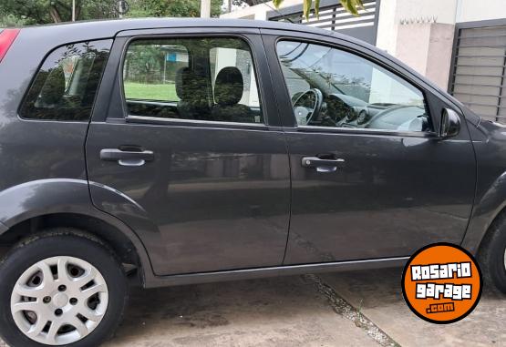 Autos - Ford fiesta one ambiente plus 2011 Nafta 195000Km - En Venta