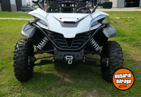 Cuatris y UTVs - CF ZFORCE 1000 SPORT R 2023  1111Km - En Venta