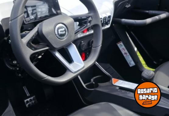 Cuatris y UTVs - CF ZFORCE 1000 SPORT R 2023  1111Km - En Venta