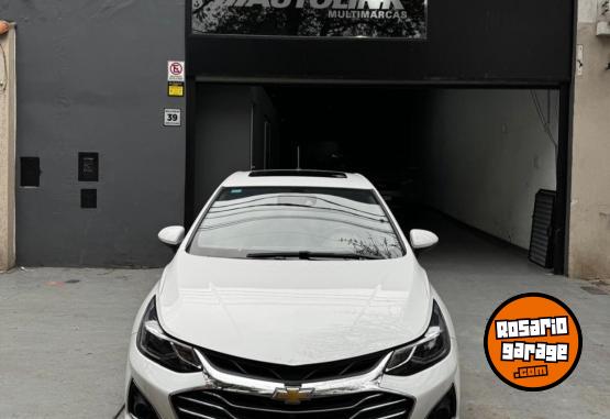 Autos - Chevrolet Cruze Premier 2023 Nafta 25000Km - En Venta