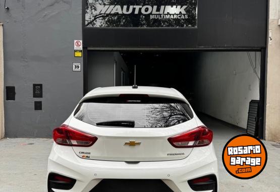Autos - Chevrolet Cruze Premier 2023 Nafta 25000Km - En Venta