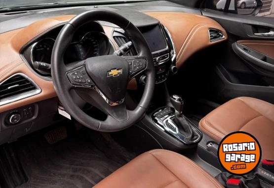 Autos - Chevrolet Cruze Premier 2023 Nafta 25000Km - En Venta