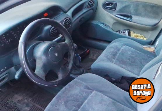 Autos - Renault Megane 1998 GNC 111111Km - En Venta