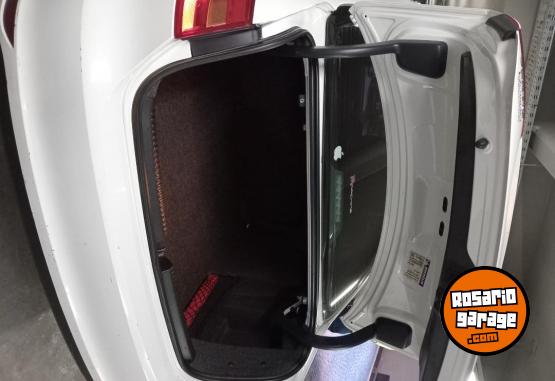 Autos - Volkswagen vento 2.0 tdi 2013 Diesel 183500Km - En Venta