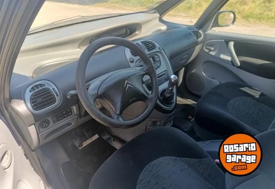 Autos - Citroen XSARA PICASSO 2006 Nafta 200000Km - En Venta