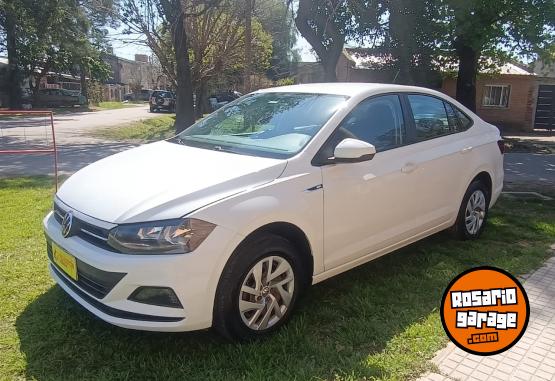 Autos - Volkswagen VIRTUS TRENDLINE 2018 Nafta 100000Km - En Venta