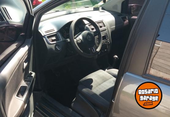 Autos - Volkswagen Suran 2015 Nafta 124800Km - En Venta