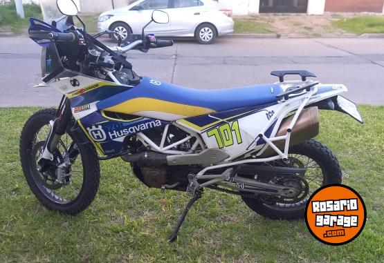 Motos - Husqvarna 701 SuperMoto 2017 Nafta 15700Km - En Venta