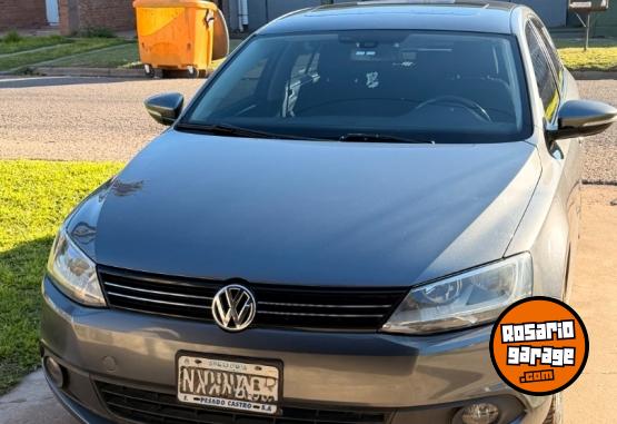 Autos - Volkswagen Vento 2.5 2014 Nafta 143000Km - En Venta