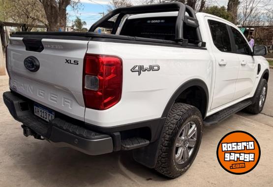 Camionetas - Ford RANGER V6 AT 2024 Diesel 45000Km - En Venta