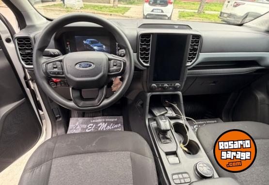 Camionetas - Ford RANGER V6 AT 2024 Diesel 45000Km - En Venta