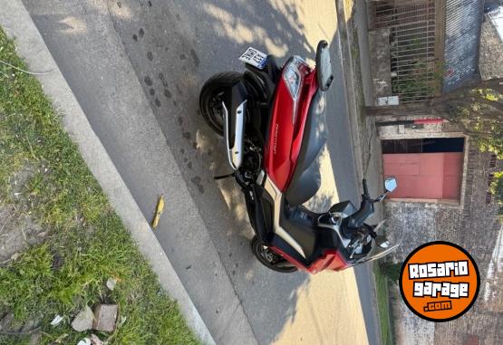 Motos - Kymco Downtown 350 2022 Nafta 7800Km - En Venta