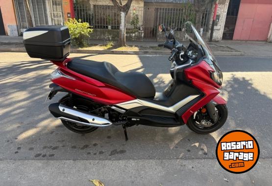 Motos - Kymco Downtown 350 2022 Nafta 7800Km - En Venta