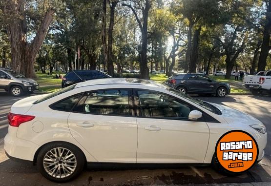 Autos - Ford Focus 2017 Nafta 159500Km - En Venta