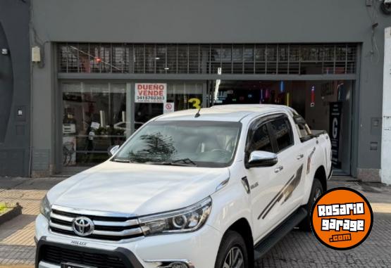 Camionetas - Toyota Hilux SRX 2.8 2018 Diesel 71000Km - En Venta
