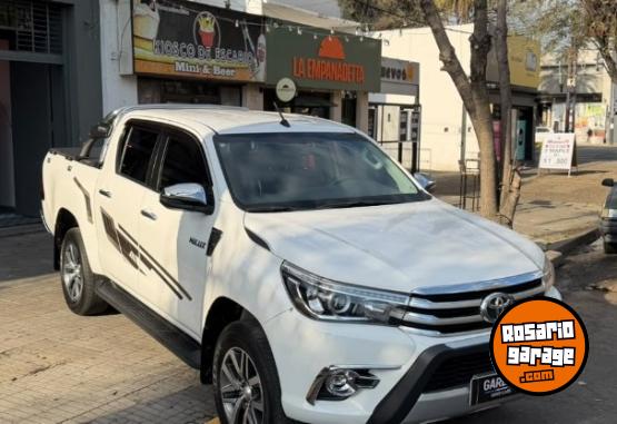 Camionetas - Toyota Hilux SRX 2.8 2018 Diesel 71000Km - En Venta