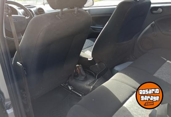 Autos - Ford Fiesta Max 2011 Nafta 127000Km - En Venta