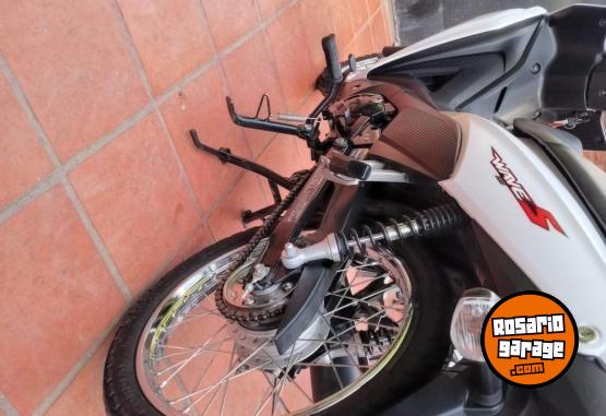 Motos - Honda Wave 110 2021 Nafta 8100Km - En Venta