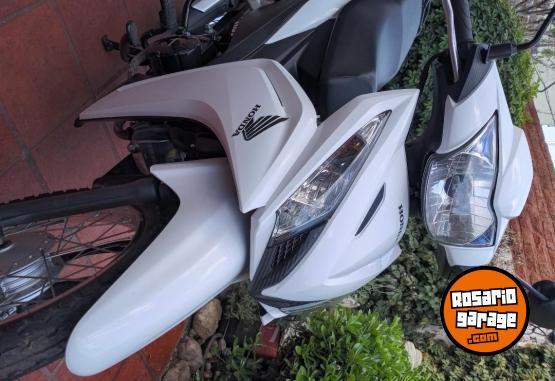 Motos - Honda Wave 110 2021 Nafta 8100Km - En Venta