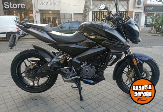 Motos - Bajaj Rouser NS 200 2018 Nafta 38000Km - En Venta