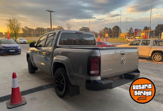 Camionetas - Volkswagen AMAROK CONFORT V6 258 HP 2023 Diesel 130000Km - En Venta
