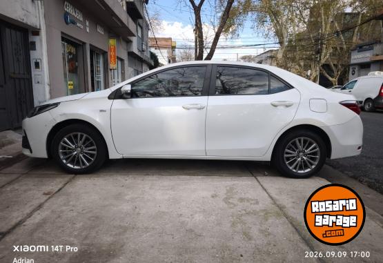 Autos - Toyota Corolla XEI PACK LINEA 17 2017 Nafta 85500Km - En Venta