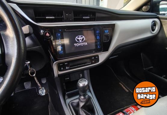 Autos - Toyota Corolla XEI PACK LINEA 17 2017 Nafta 85500Km - En Venta