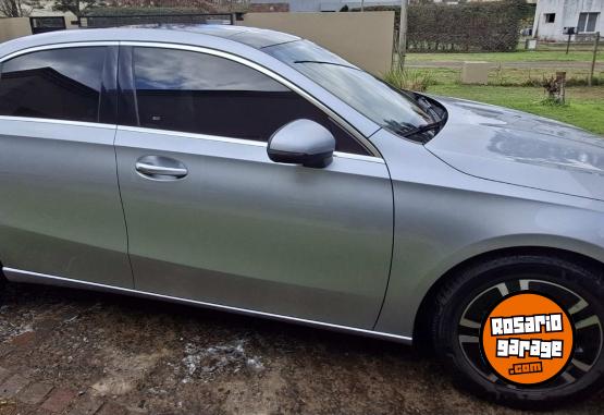 Autos - Mercedes Benz A 200 sedan progresive 2024 Nafta 47000Km - En Venta