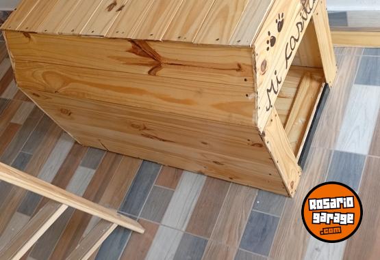 Hogar - CASA PARA PERROS. 1 METRO 10 DE LARGO X 60 DE ANCHO X 65 DE ALTO - En Venta
