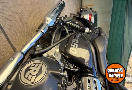 Motos - Royal Enfield Super Meteor 650 2024 Nafta 3900Km - En Venta