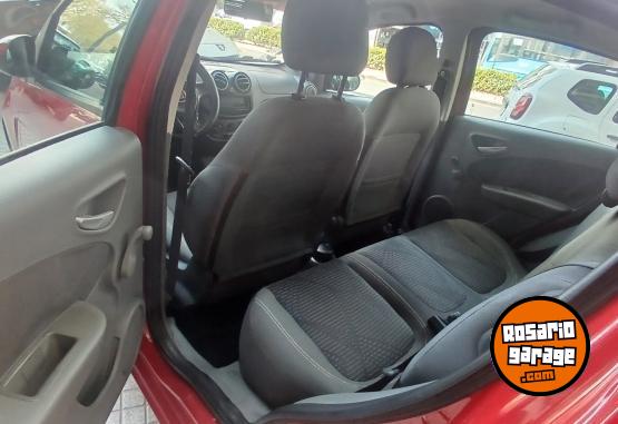 Autos - Fiat Palio NO gol corsa 206 2014 Nafta - En Venta