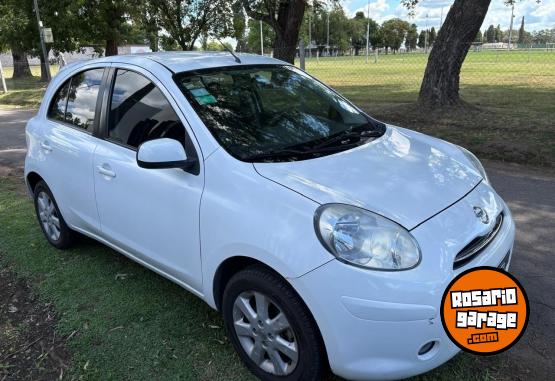 Autos - Nissan March 2013 Nafta 64000Km - En Venta