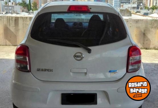 Autos - Nissan March 2013 Nafta 64000Km - En Venta
