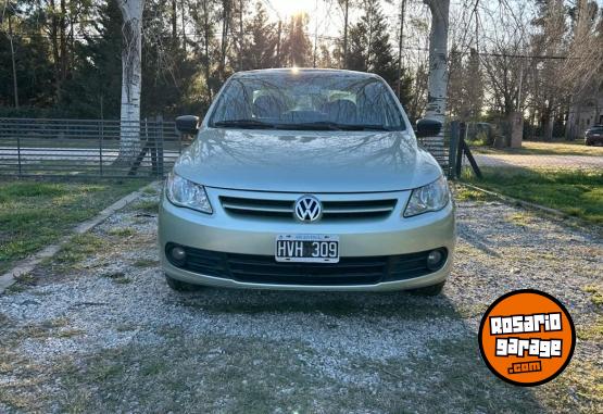 Autos - Volkswagen Voyage 2011 Nafta 130000Km - En Venta