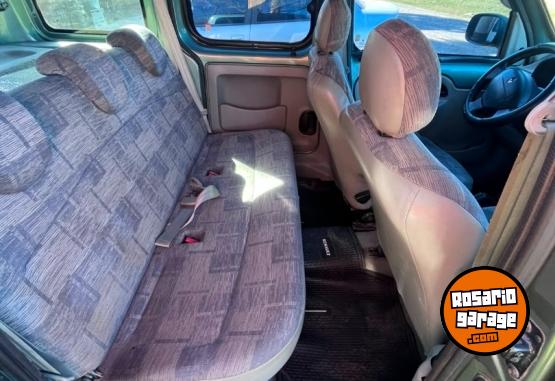 Utilitarios - Renault Kangoo 2006 Diesel 215000Km - En Venta