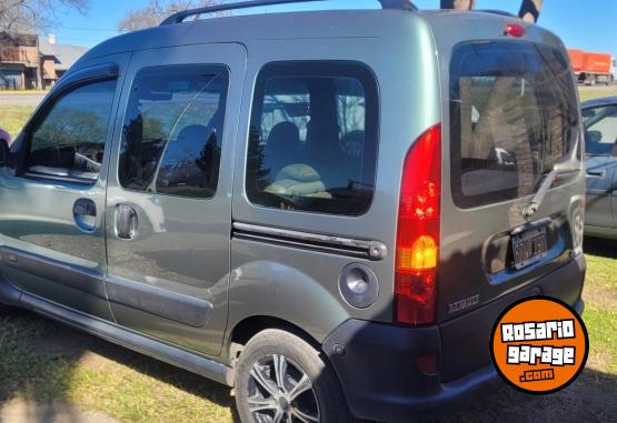 Utilitarios - Renault Kangoo 2006 Diesel 215000Km - En Venta