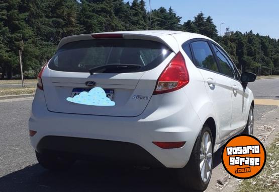 Autos - Ford Fiesta Kinetic SE MT 2017 Nafta 86500Km - En Venta