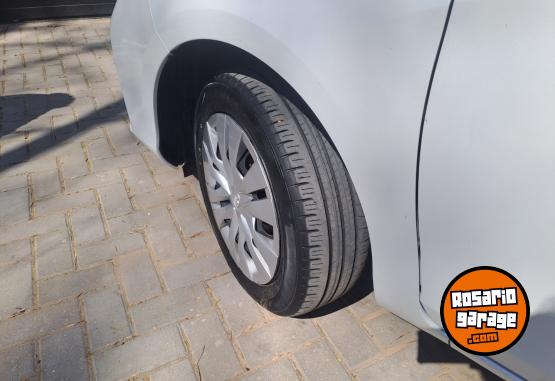 Autos - Toyota YARIS 2024 Nafta 50000Km - En Venta